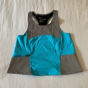 Oiselle Lightning Layer Vest